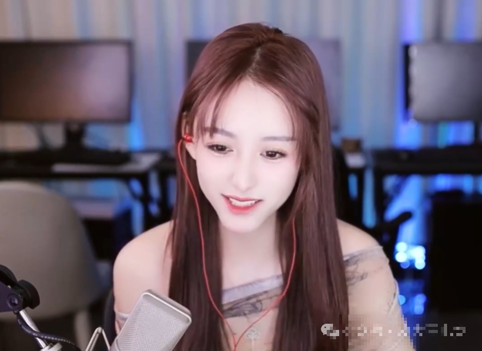 Nữ streamer bị nghi phẫu thuật thẩm mỹ "cuộc sống ban đầu" lên tiếng - Ảnh 4.