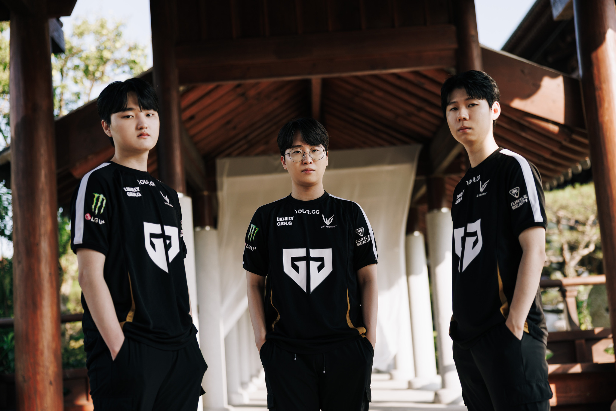 Gen.G hiện tại rất mạnh nhưng không hoàn hảo bằng hai đội phía trên. Gen.G hiện tại rất mạnh nhưng không hoàn hảo bằng hai đội phía trên.