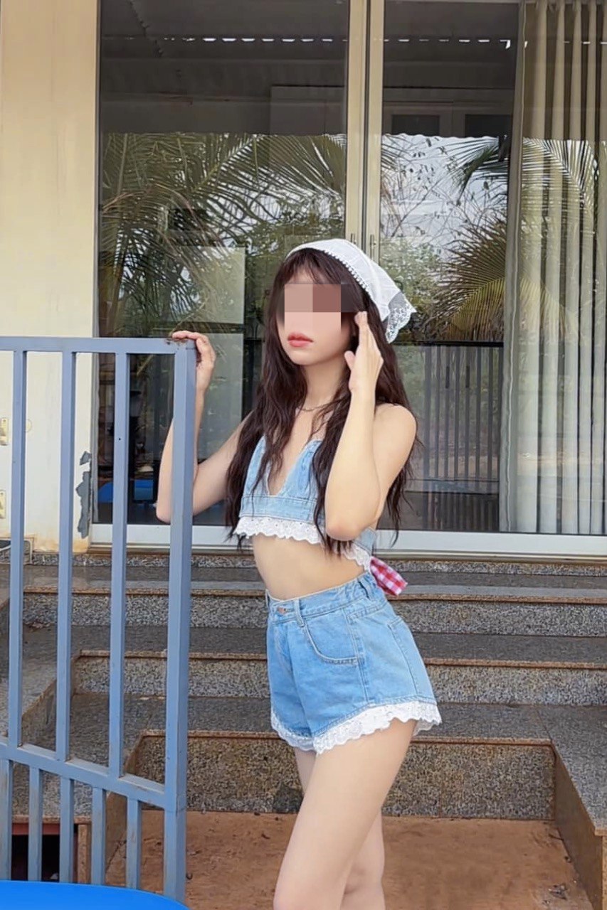 Hết khoe diện mạo sexy, cựu YouTuber Thơ Ng hé lộ nâng cấp vòng 1 Photo-1725700681041-17257006853331917199490