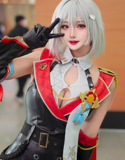 Ngắm loạt ảnh cosplay siêu nóng bỏng của fan nữ Faker, hút hồn game thủ- Ảnh 9.