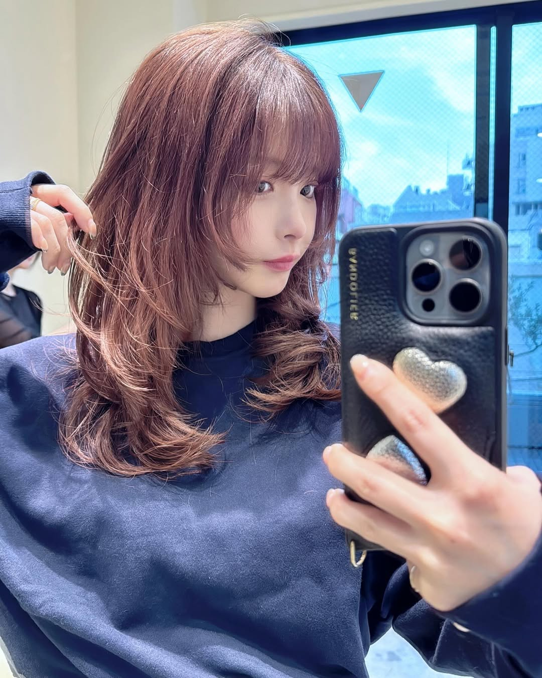 photo-1759979617157 photo-1759979617157