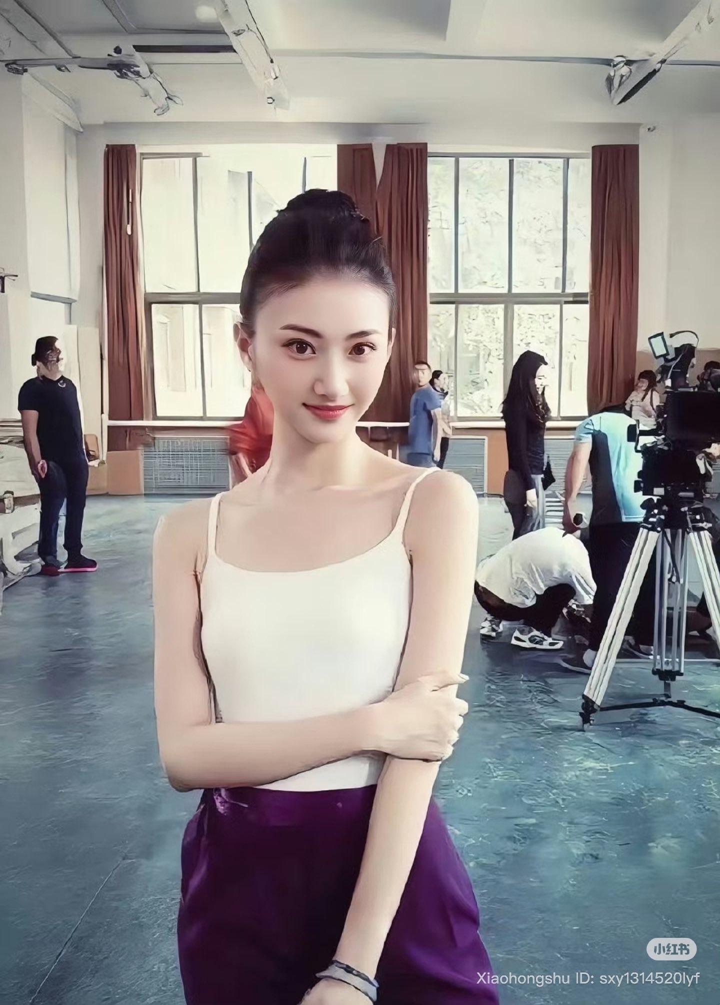 Nếu thế gian chỉ còn bóng đêm thì mỹ nhân này là ánh sáng: Nhan sắc đỉnh body nuột, định nghĩa của 2 từ hoàn mỹ- Ảnh 4. Nếu thế gian chỉ còn bóng đêm thì mỹ nhân này là ánh sáng: Nhan sắc đỉnh body nuột, định nghĩa của 2 từ hoàn mỹ- Ảnh 4.