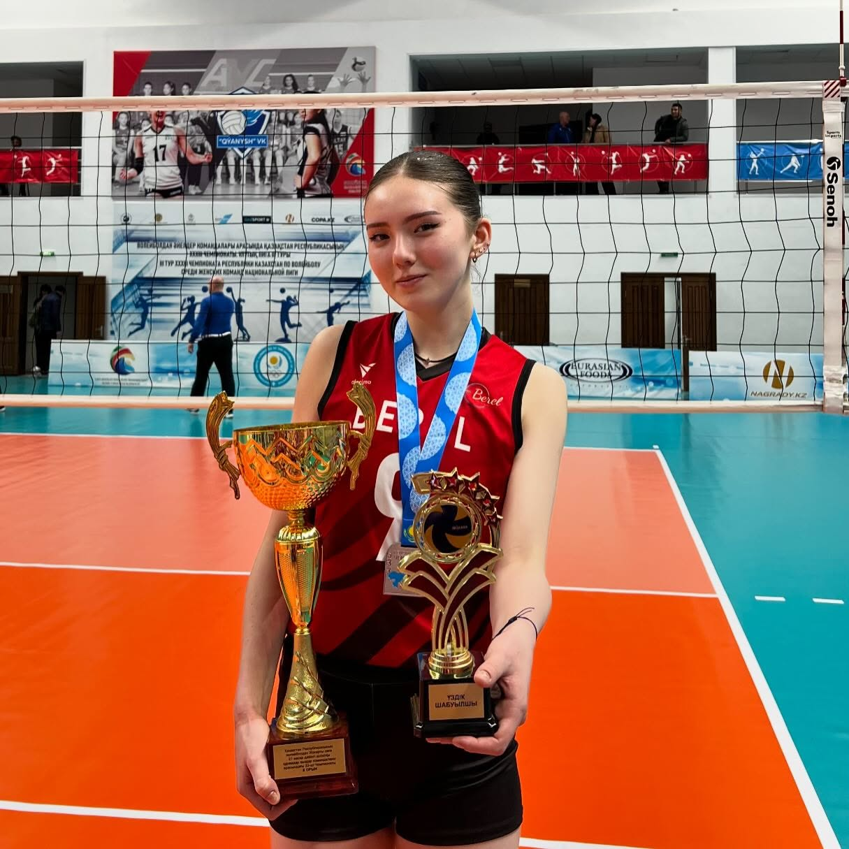 photo-1760337651236 photo-1760337651236