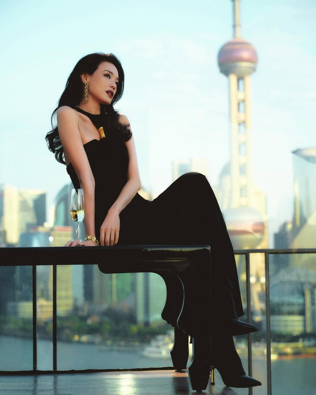 Ngắm nữ thần 18+ mà tưởng bị bỏ bùa mê: Đẹp tới tạo hoá còn ghen tị, nhìn body không ai đoán nổi tuổi thật- Ảnh 8.