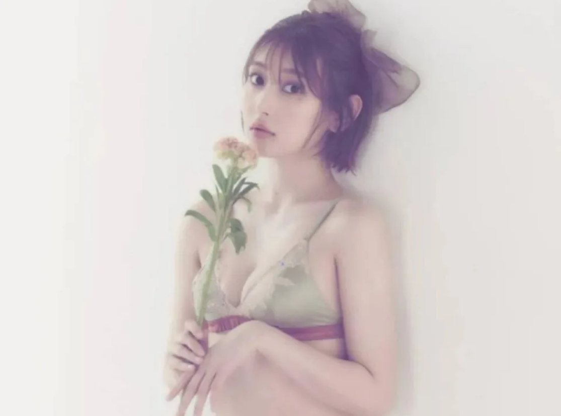 "Sao nhí một thời" bỏ nghề đi làm tiếp viên quán rượu- Ảnh 2. "Sao nhí một thời" bỏ nghề đi làm tiếp viên quán rượu- Ảnh 2.