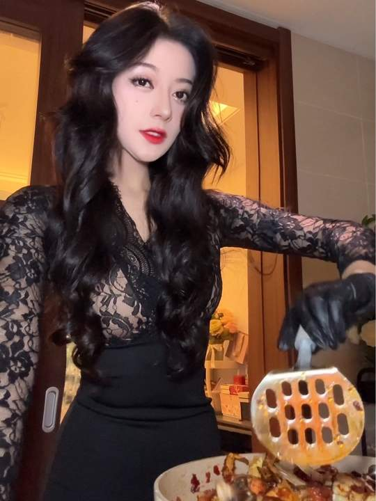 photo-1760426015265 photo-1760426015265