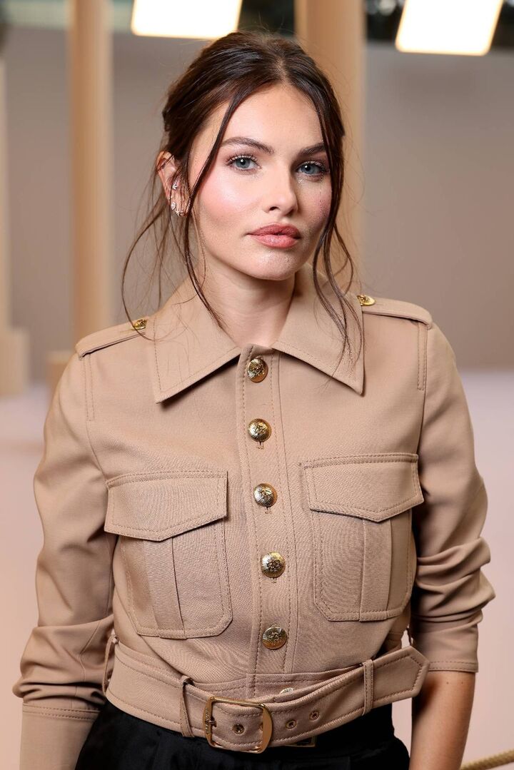 ‘Bé gái xinh đẹp nhất thế giới’ gây ngỡ ngàng với nhan sắc tuổi 24- Ảnh 2.