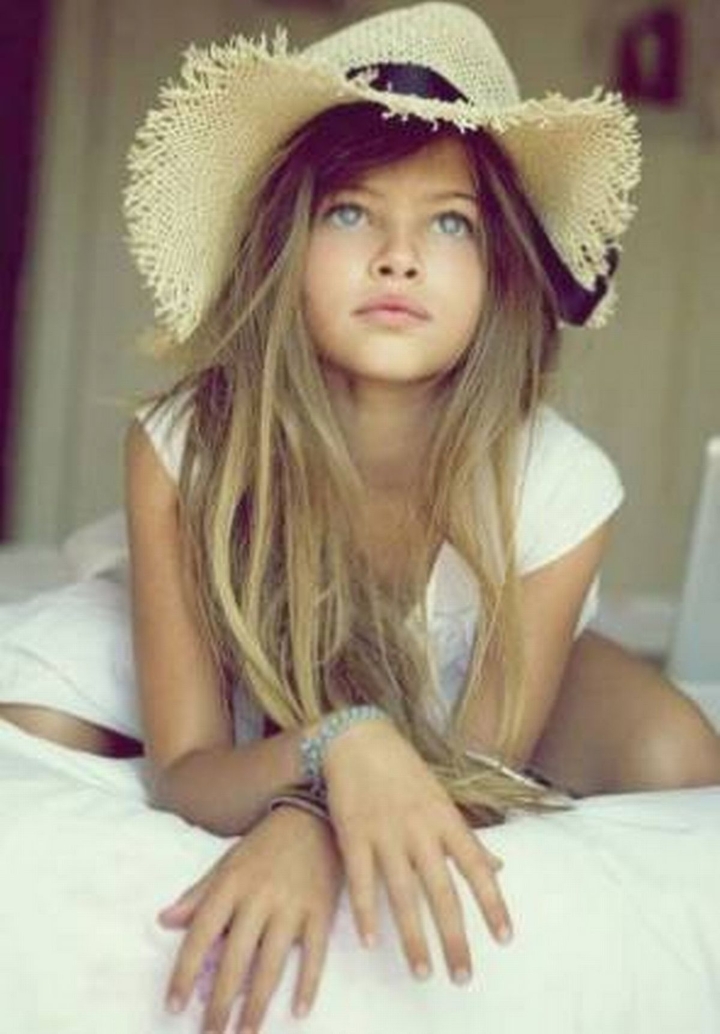 ‘Bé gái xinh đẹp nhất thế giới’ gây ngỡ ngàng với nhan sắc tuổi 24- Ảnh 4.