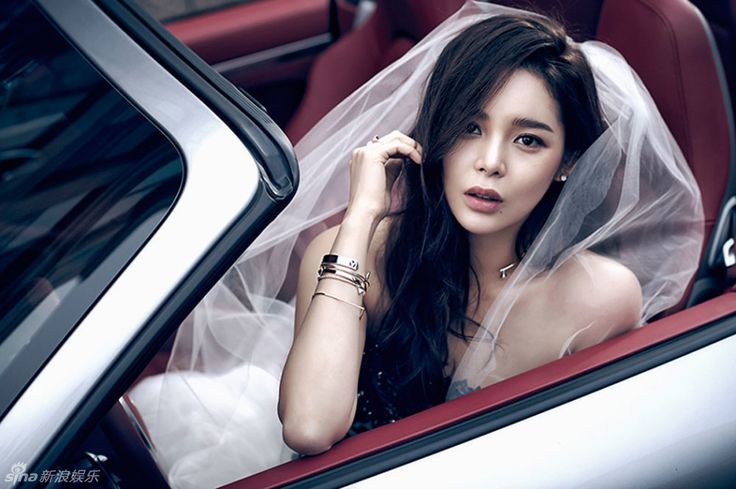 Á hậu hào môn đi đóng phim 18+ sau khi bị phanh phui 185 lần dùng chất cấm- Ảnh 3. Á hậu hào môn đi đóng phim 18+ sau khi bị phanh phui 185 lần dùng chất cấm- Ảnh 3.