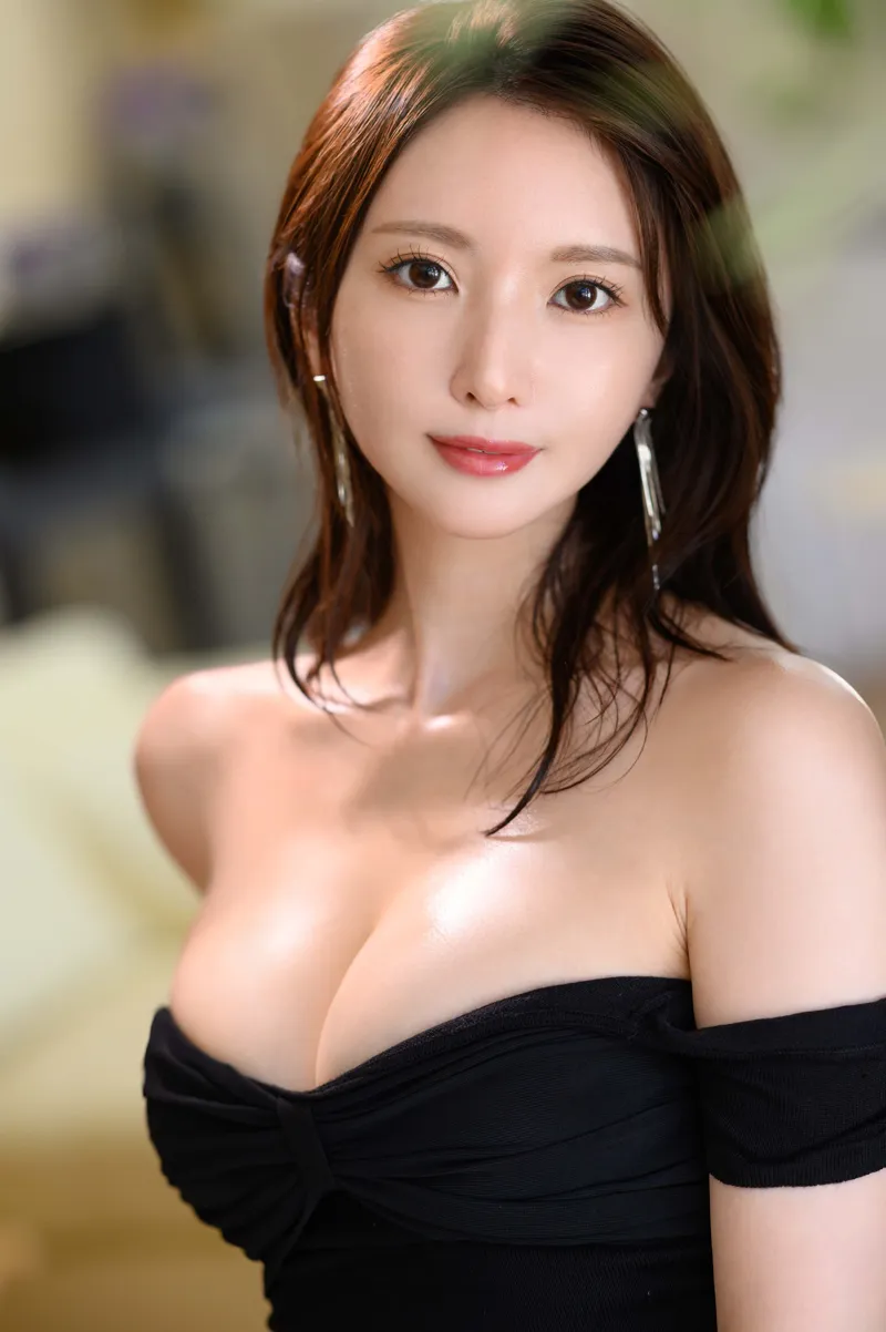 photo-1760507827648 photo-1760507827648