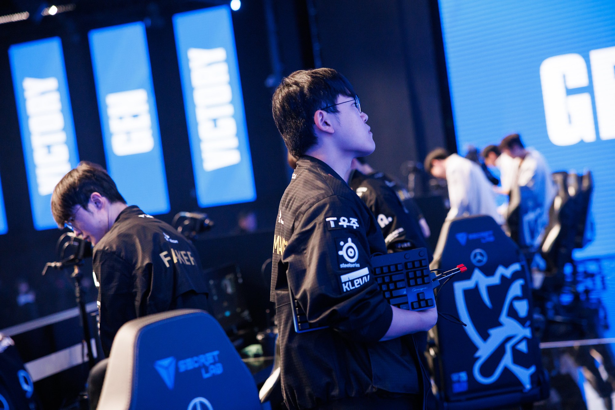 T1 đang gặp khó khăn nhưng Gumayusi vẫn sở hữu một thông số "đáng nể"- Ảnh 3. T1 đang gặp khó khăn nhưng Gumayusi vẫn sở hữu một thông số "đáng nể"- Ảnh 3.