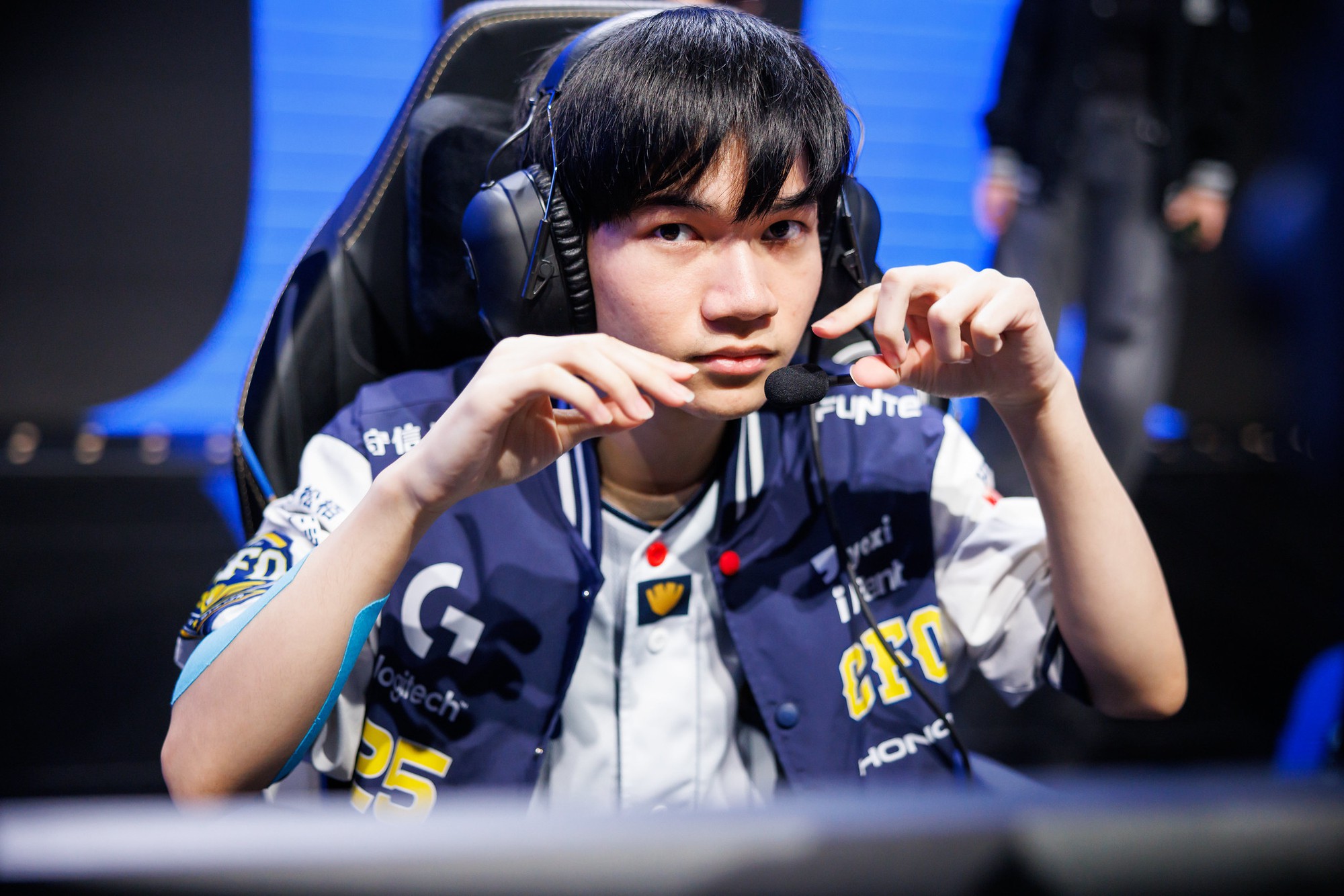 CFO lập kỷ lục "khủng" trong lịch sử CKTG, lấy luôn T1 "làm nền"- Ảnh 2. CFO lập kỷ lục "khủng" trong lịch sử CKTG, lấy luôn T1 "làm nền"- Ảnh 2.