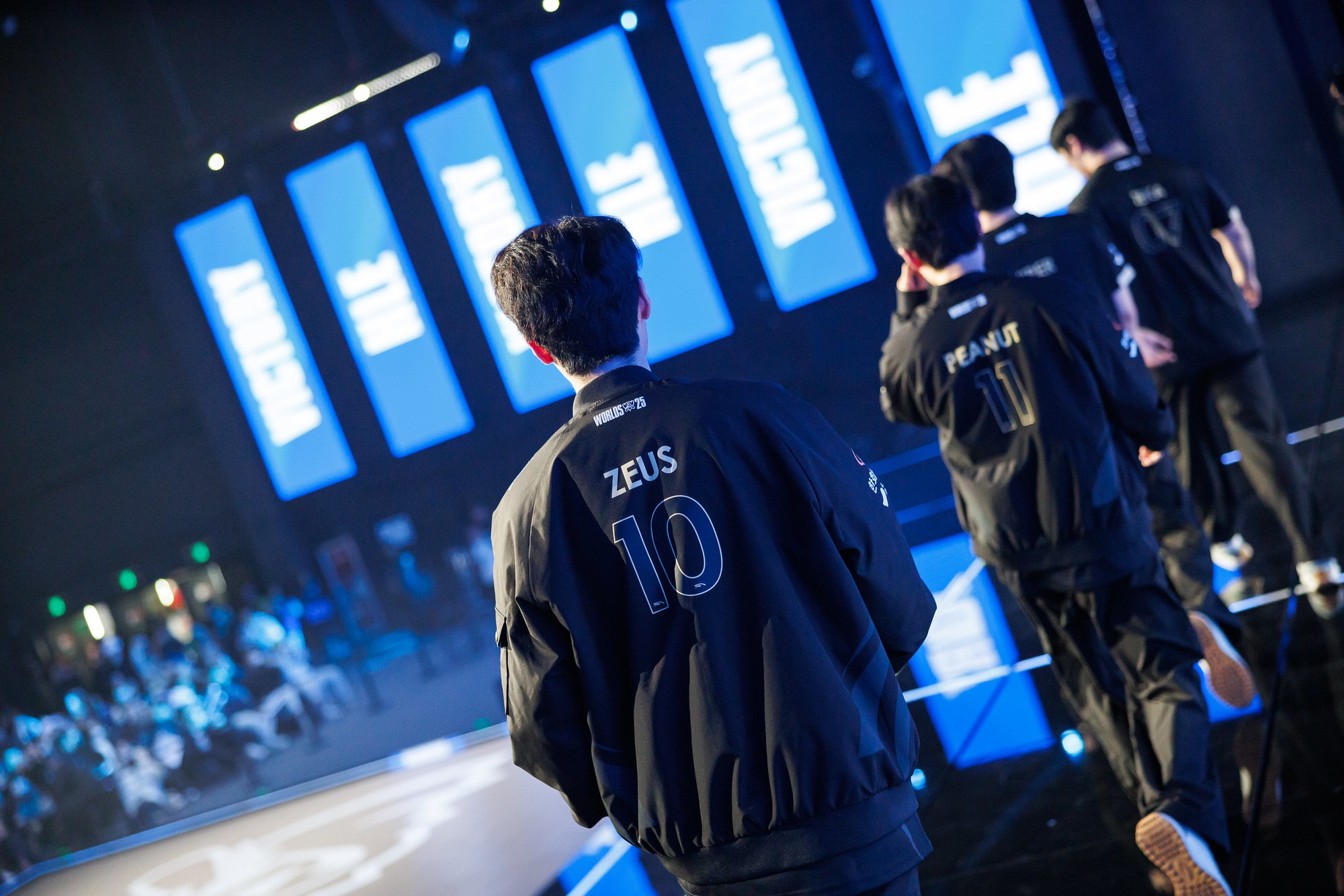 CKTG 2025 Main Event: Lịch thi đấu vòng Swiss Stage và cơ hội cho các đội mạnh CKTG 2025 Main Event: Lịch thi đấu vòng Swiss Stage và cơ hội cho các đội mạnh