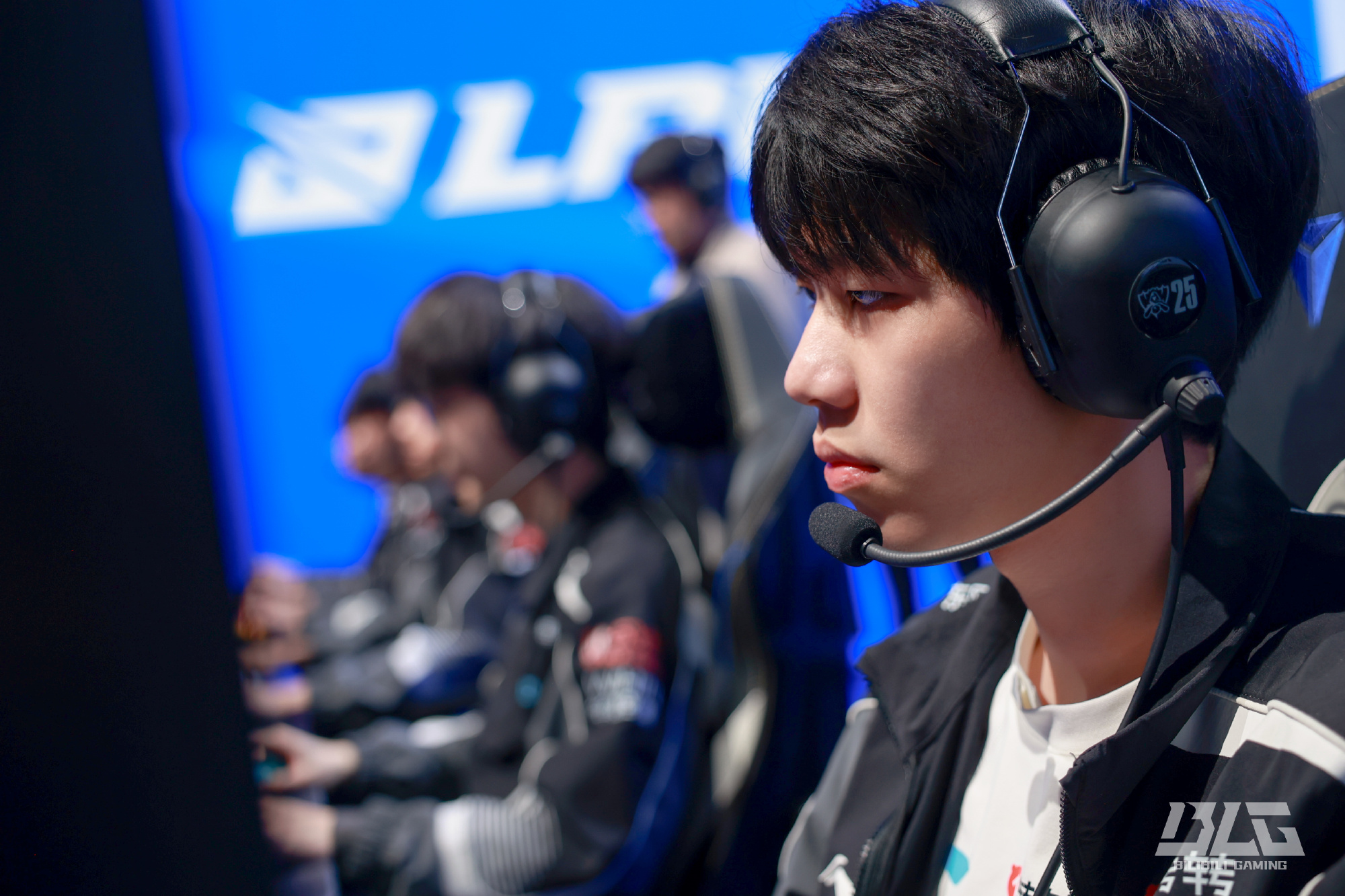 BLG đang có nguy cơ trở thành "hạt giống số 1 đáng xấu hổ nhất lịch sử LPL"- Ảnh 1. BLG đang có nguy cơ trở thành "hạt giống số 1 đáng xấu hổ nhất lịch sử LPL"- Ảnh 1.