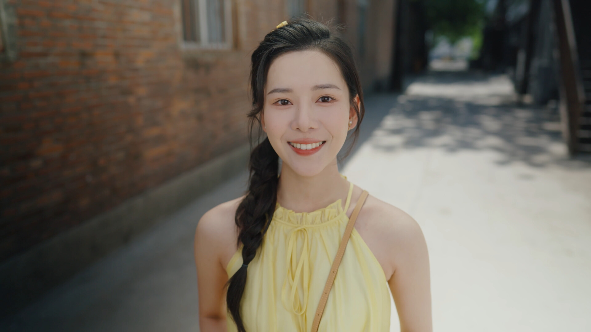 photo-1761105114903 photo-1761105114903