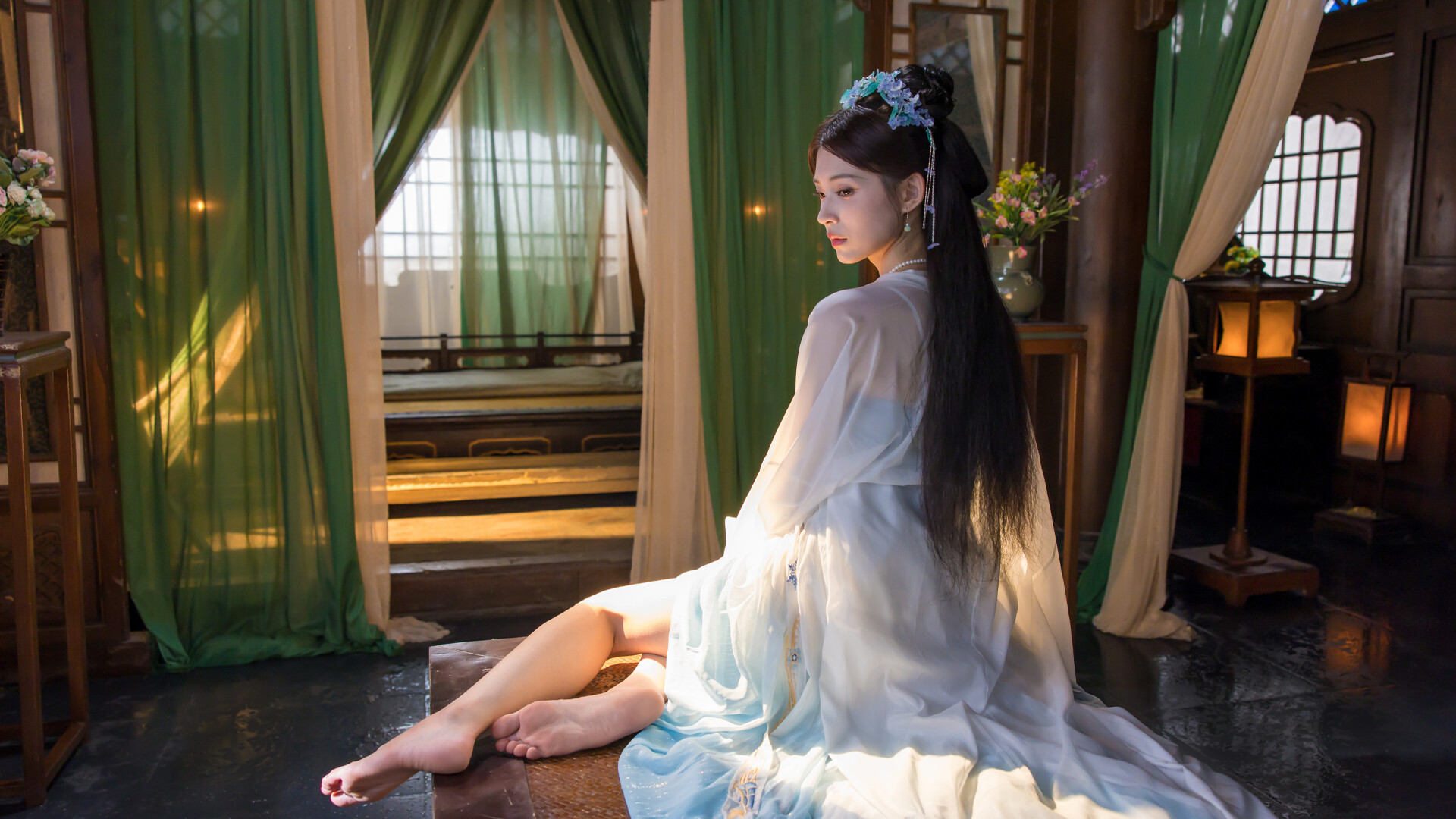 photo-1761291343239 photo-1761291343239