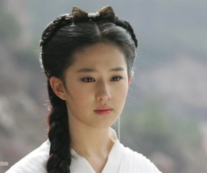 Top 10 mỹ nhân tiểu thuyết Kim Dung: Vị trí số 1 gây sốc- Ảnh 4.