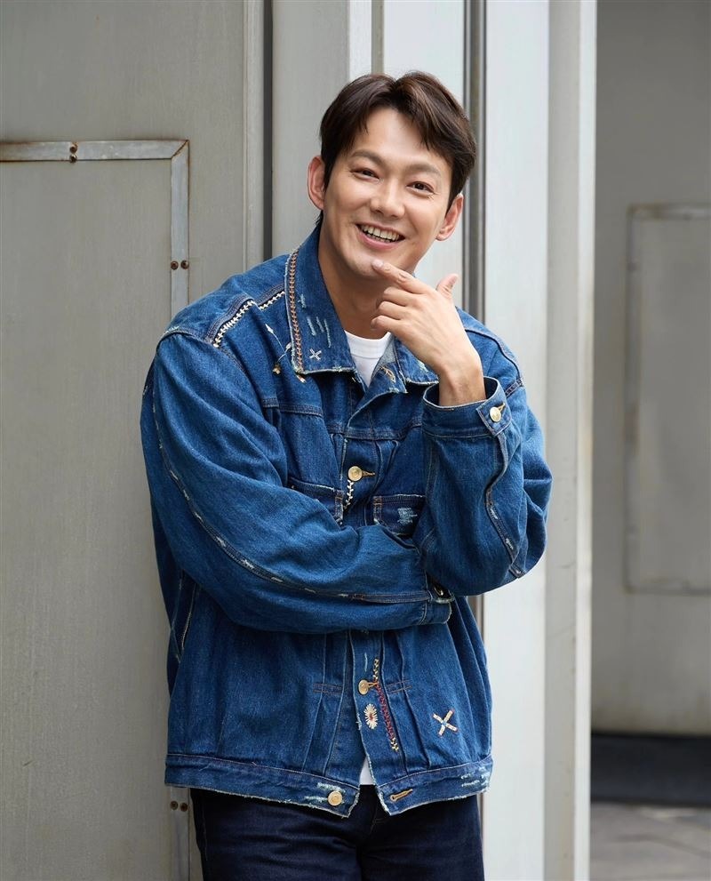 Chiếc điện thoại đưa gần 50 sao hạng A vào trại giam- Ảnh 8.