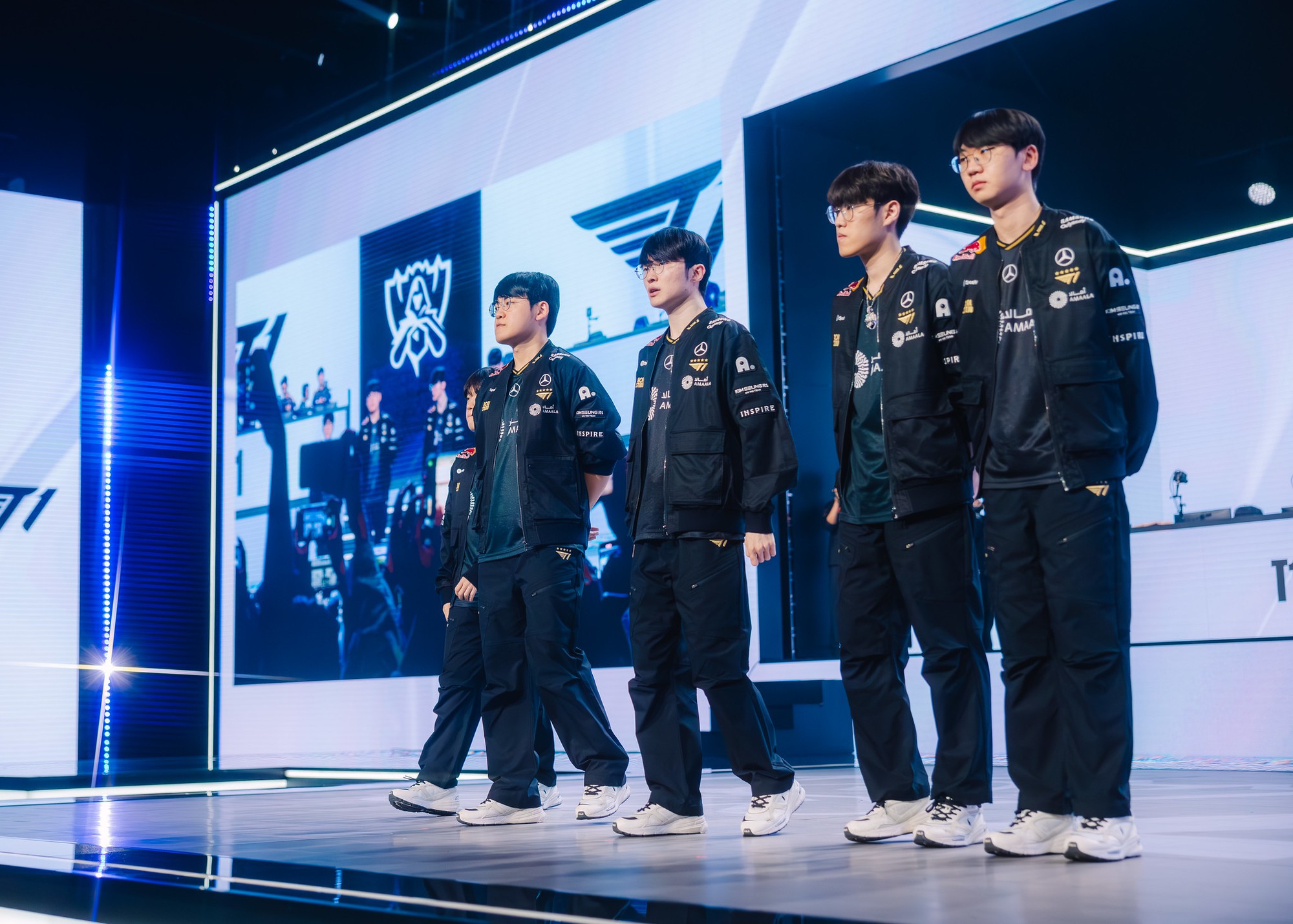 Ngôi sao T1 thắng trận vẫn bị chỉ trích vì màn trình diễn tệ hại nghịch lý CKTG Ngôi sao T1 thắng trận vẫn bị chỉ trích vì màn trình diễn tệ hại nghịch lý CKTG