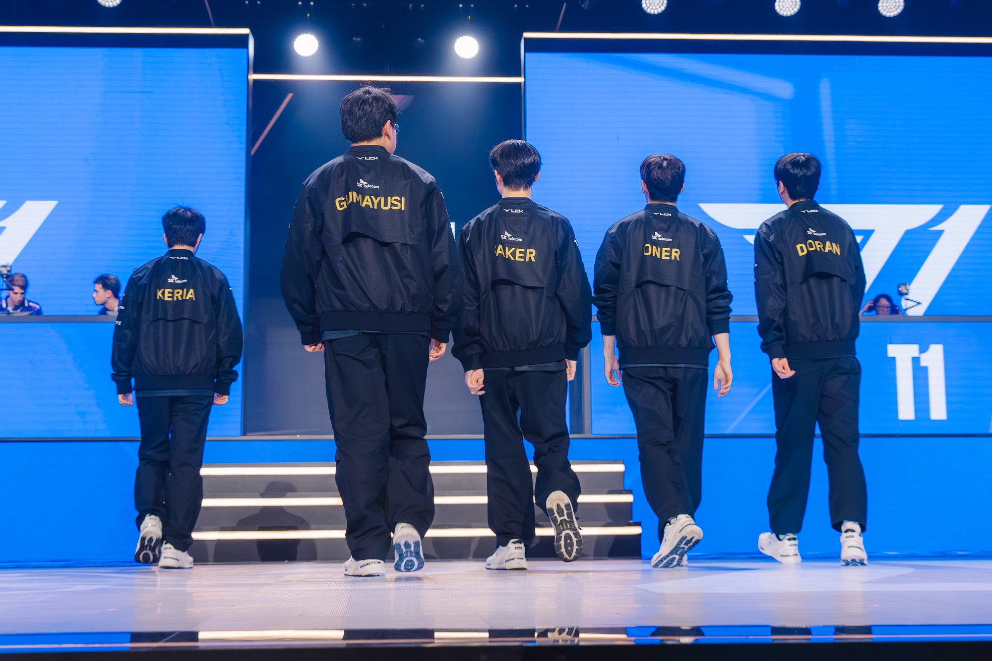 Chật vật vượt qua các đối thủ nhưng T1 vẫn có một thông số đáng kinh ngạc- Ảnh 1. Chật vật vượt qua các đối thủ nhưng T1 vẫn có một thông số đáng kinh ngạc- Ảnh 1.