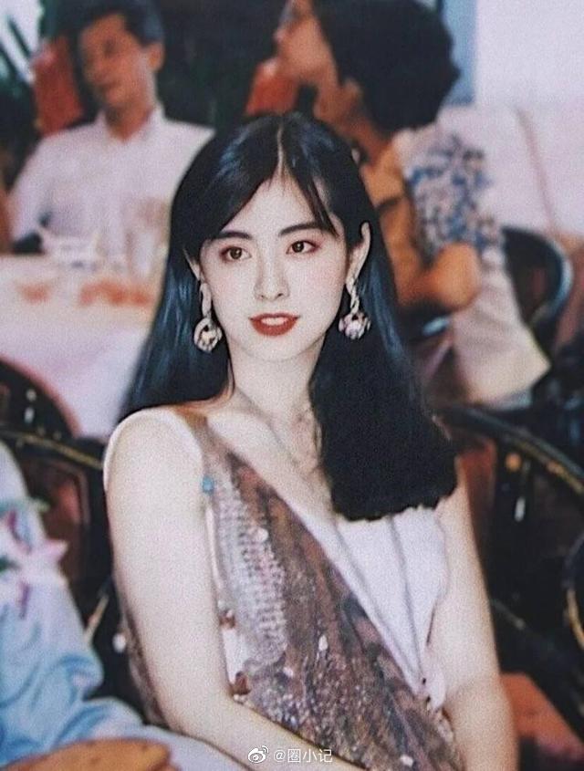 "Mỹ nhân đẹp nhất châu Á" tháo chạy khỏi showbiz trong ê chề- Ảnh 1. "Mỹ nhân đẹp nhất châu Á" tháo chạy khỏi showbiz trong ê chề- Ảnh 1.