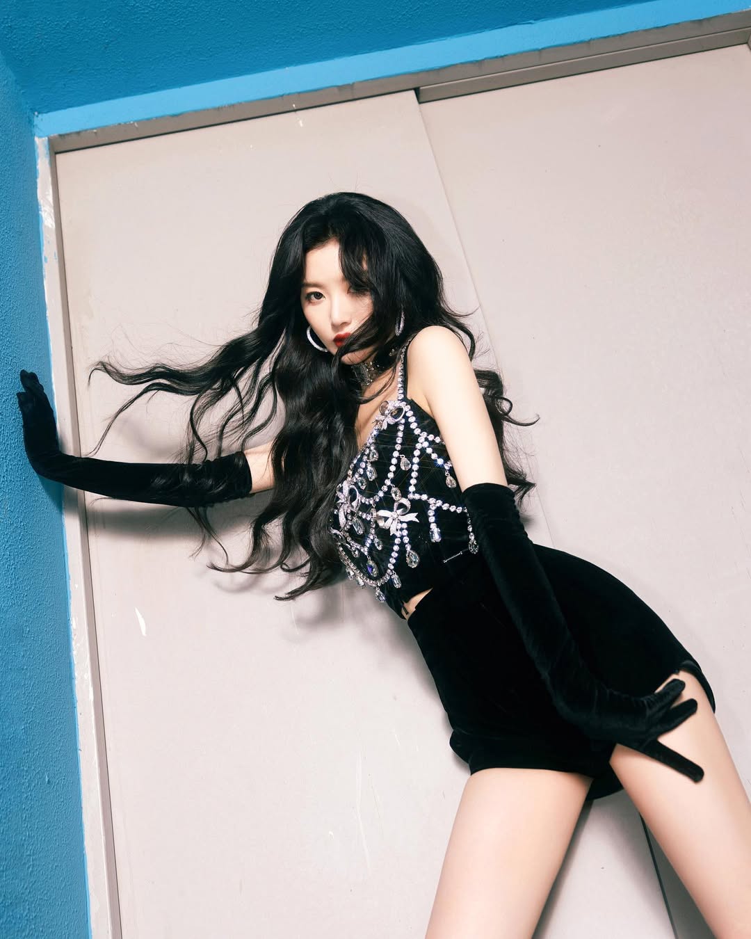 Sự hết thời của "bạch tuyết đời thực": Gánh khoản nợ hàng tỷ đồng, đẹp điên đảo chúng sinh mà vẫn là sao hạng C- Ảnh 5. Sự hết thời của "bạch tuyết đời thực": Gánh khoản nợ hàng tỷ đồng, đẹp điên đảo chúng sinh mà vẫn là sao hạng C- Ảnh 5.