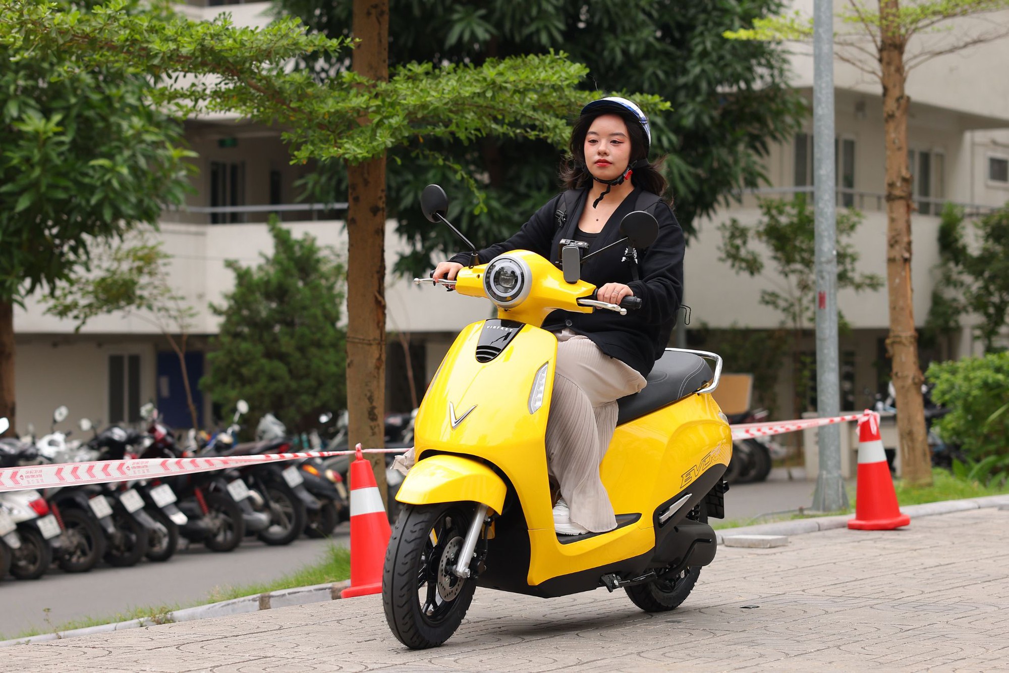 Cuộc thi hùng biện Green Voices có thí sinh đầu tiên vào chung kết: Chiến thắng nhờ thông điệp ‘sạc lại tư duy hội nhập’- Ảnh 20.