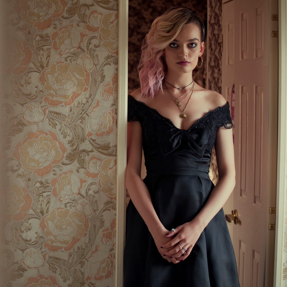 Xem phim Sex Education, tôi phát cuồng bởi một cô gái vừa sexy vừa bí ẩn, khó quên đến mức ám ảnh- Ảnh 3.