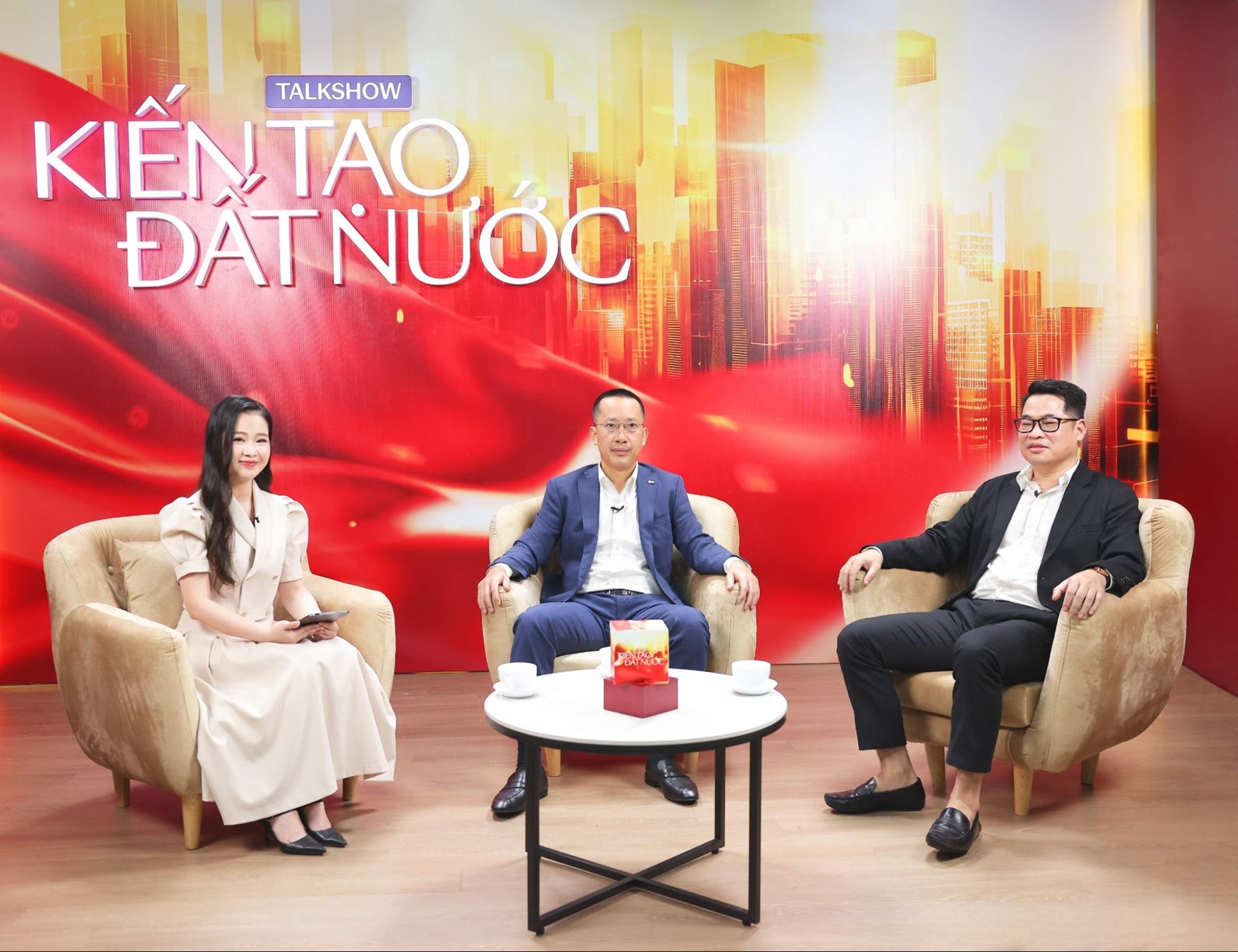 Nạn lừa đảo, đánh cắp dữ liệu đang gia tăng, làm sao để người Việt yên tâm giao dịch trên các nền tảng tài chính số?- Ảnh 2. Nạn lừa đảo, đánh cắp dữ liệu đang gia tăng, làm sao để người Việt yên tâm giao dịch trên các nền tảng tài chính số?- Ảnh 2.