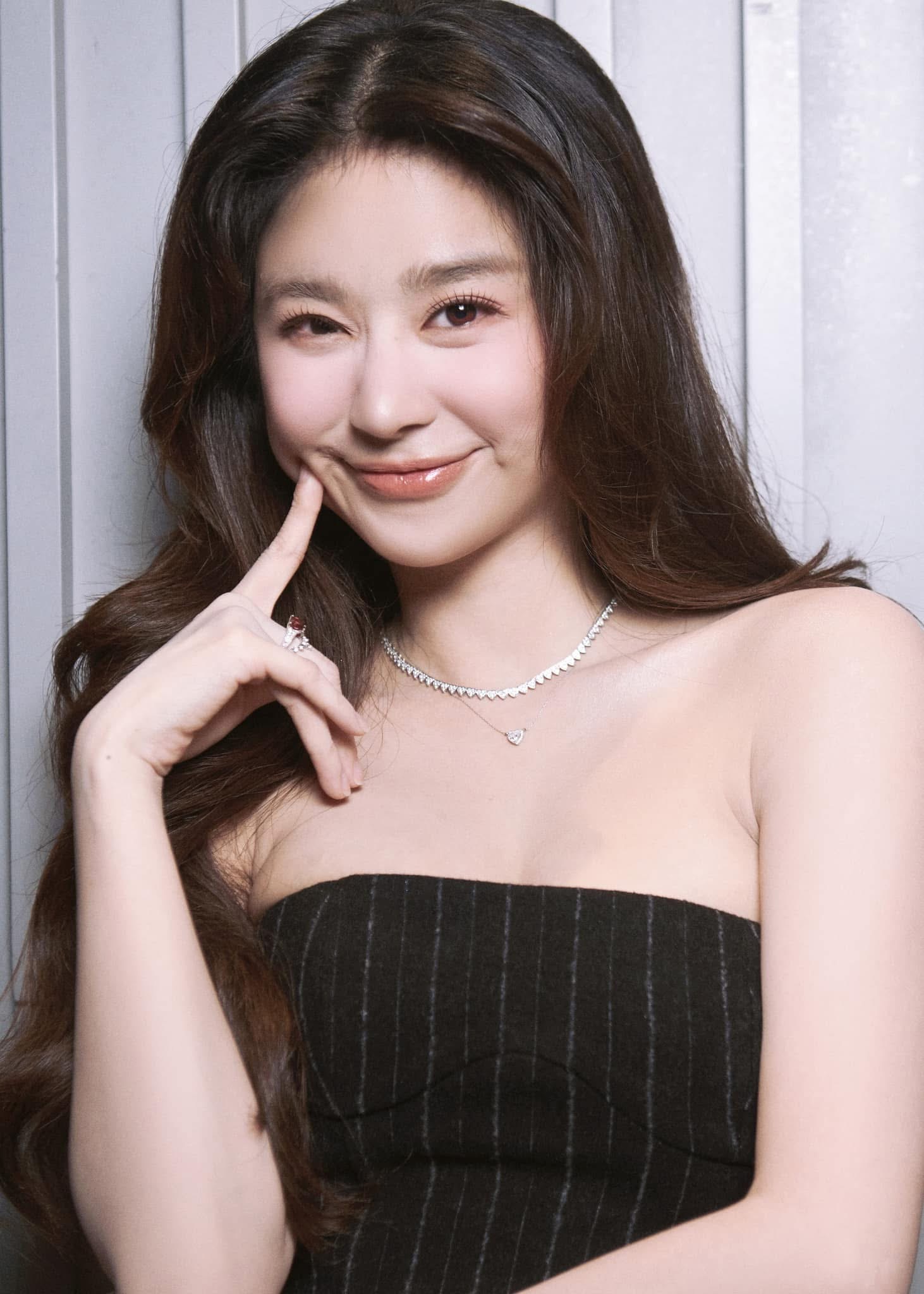 "Xả kho" bộ ảnh hè, Thư Đan Nguyễn khoe vóc dáng "vạn người mê" khiến fan được phen "đốt mắt"- Ảnh 7. "Xả kho" bộ ảnh hè, Thư Đan Nguyễn khoe vóc dáng "vạn người mê" khiến fan được phen "đốt mắt"- Ảnh 7.