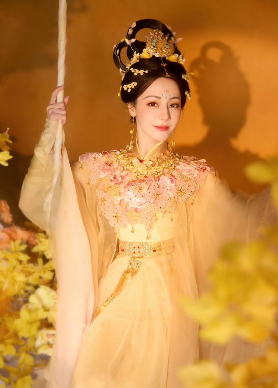 Ngàn vạn mỹ nhân đều thua chị Hằng đẹp nhất Trung Thu 2025: Tiên khí đầy người ngắm mà mê, không phân biệt nổi thật hay mơ- Ảnh 8.