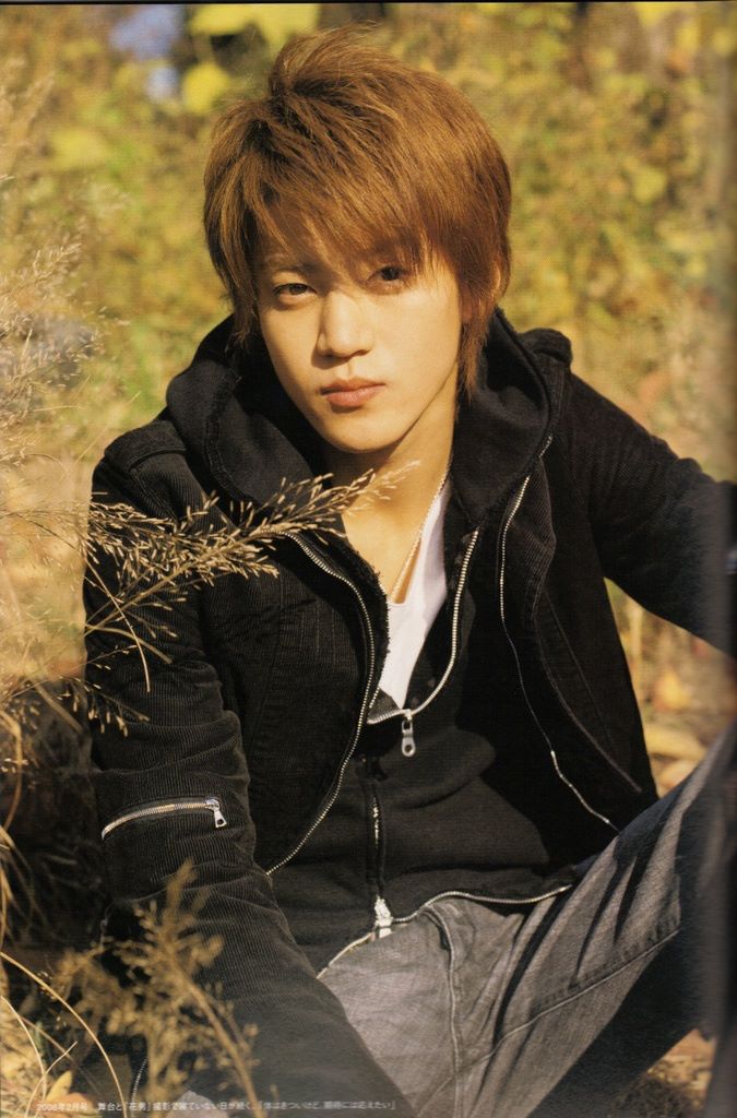 Phòng karaoke phơi bày đời tư thác loạn đáng xấu hổ của nam diễn viên đẹp số 1 showbiz- Ảnh 4. Phòng karaoke phơi bày đời tư thác loạn đáng xấu hổ của nam diễn viên đẹp số 1 showbiz- Ảnh 4.