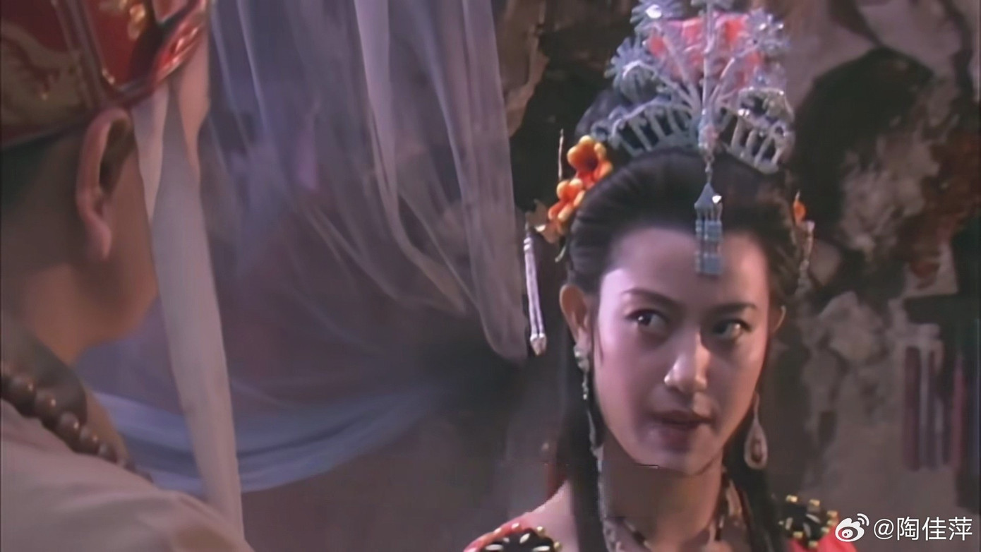 Nữ yêu quái mạnh nhất 'Tây du ký 1986' giờ ra sao?- Ảnh 2.