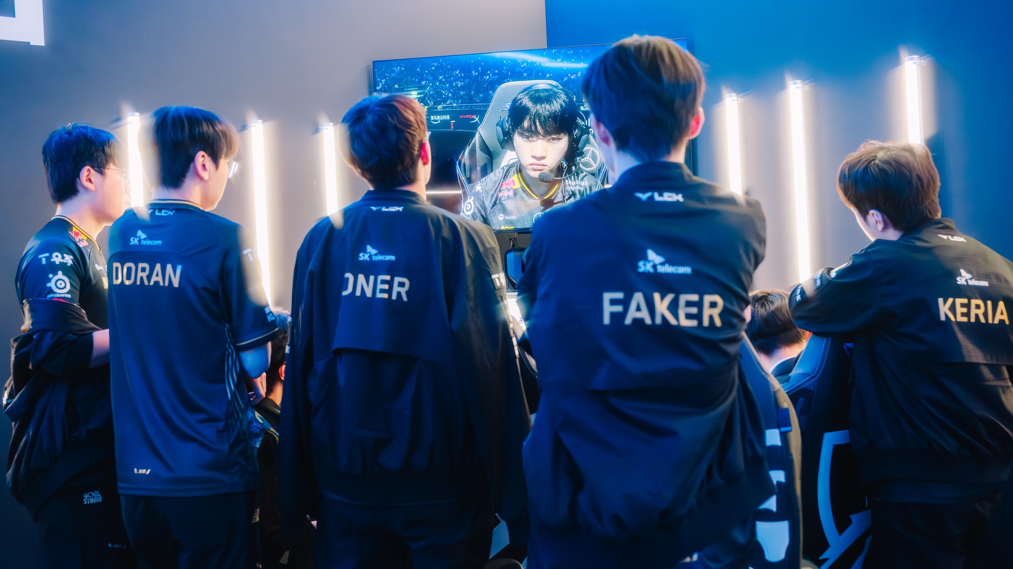 Fan nhận xét "cay đắng" về T1 trong ngày Gumayusi tỏa sáng- Ảnh 3. Fan nhận xét "cay đắng" về T1 trong ngày Gumayusi tỏa sáng- Ảnh 3.