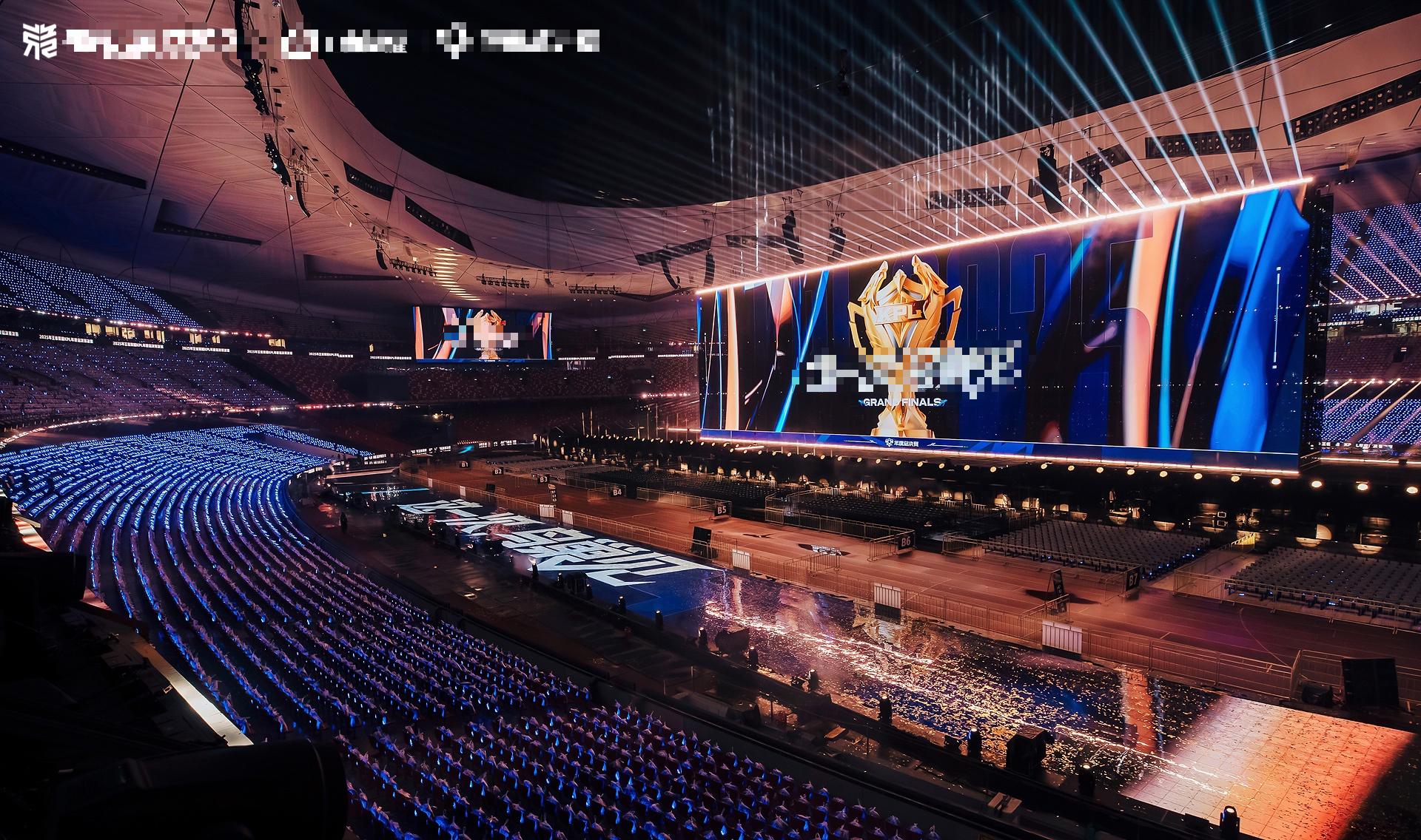 photo-1762758387635 photo-1762758387635