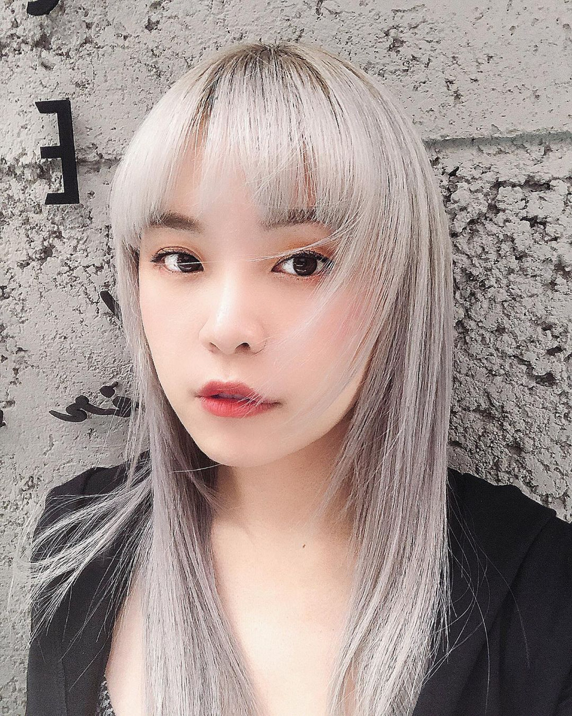 photo-1762318477989 photo-1762318477989