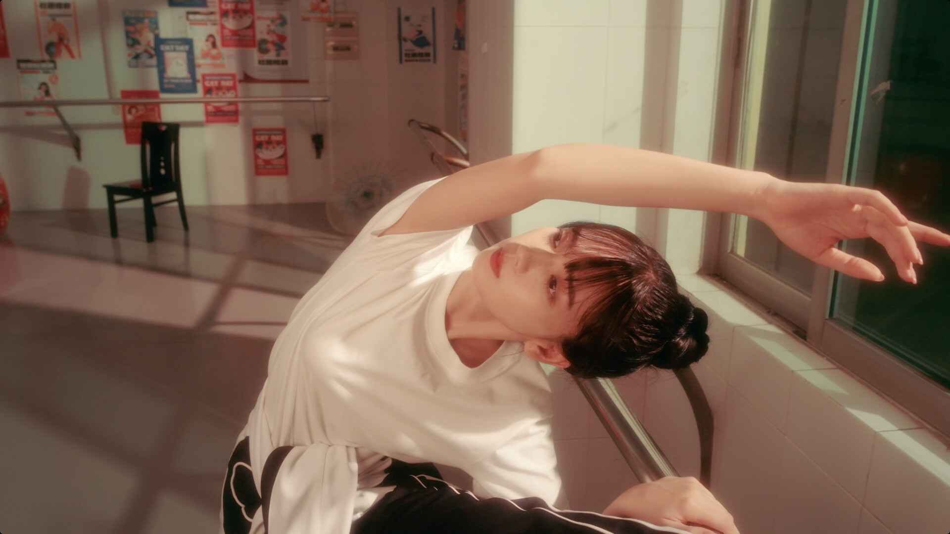 photo-1762751195106 photo-1762751195106