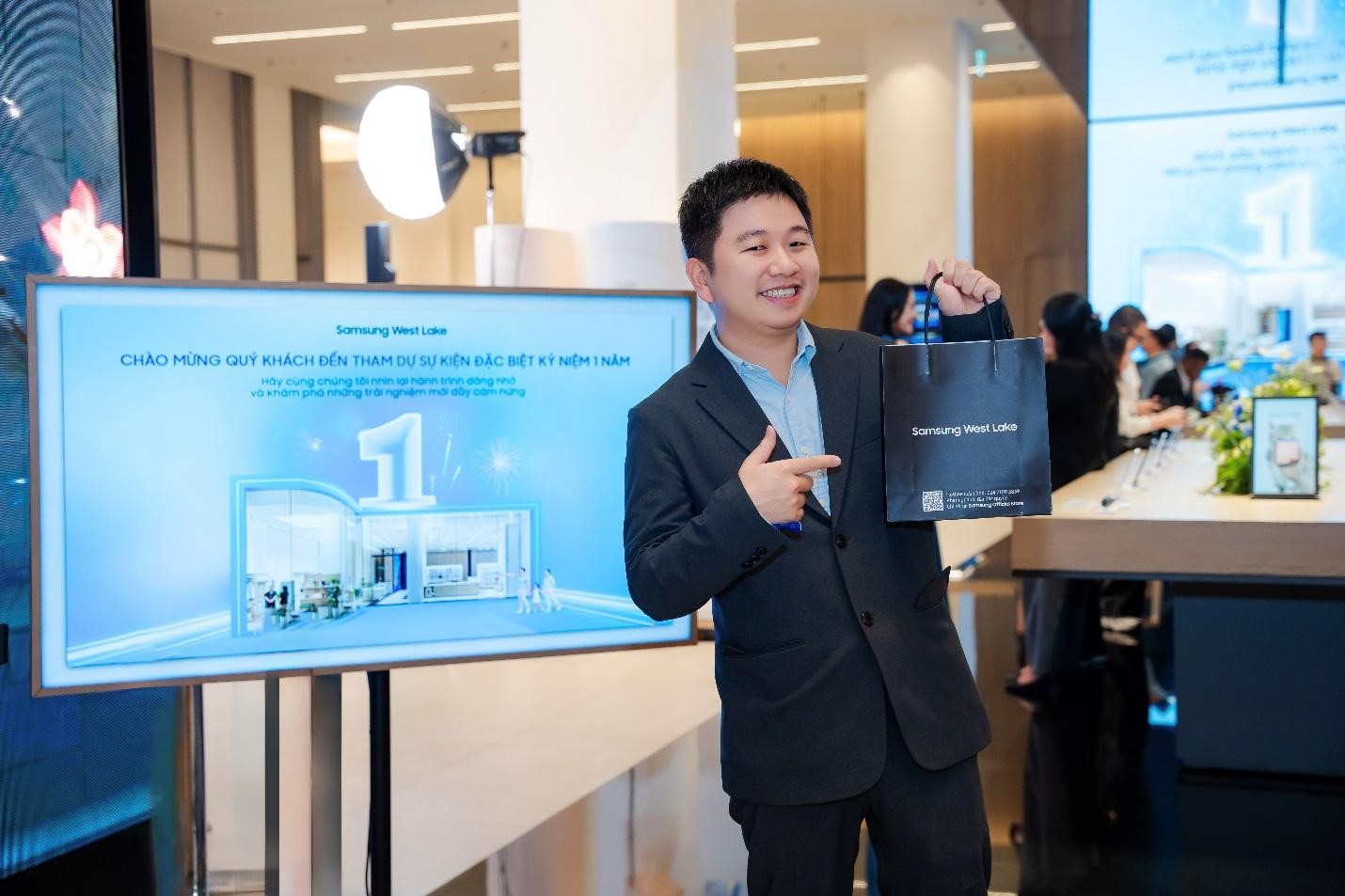 Samsung West Lake: Dấu ấn một năm trên hành trình 3 thập kỷ vươn mình của Samsung tại Việt Nam- Ảnh 8. Samsung West Lake: Dấu ấn một năm trên hành trình 3 thập kỷ vươn mình của Samsung tại Việt Nam- Ảnh 8.