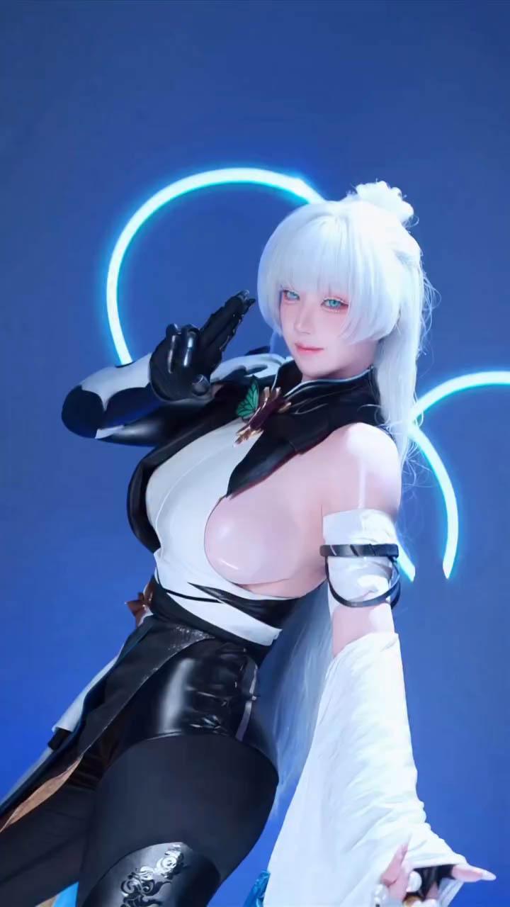 Coser hàng đầu Trung Quốc hé lộ loạt ảnh nữ thần làm fan không thể rời mắt- Ảnh 2. Coser hàng đầu Trung Quốc hé lộ loạt ảnh nữ thần làm fan không thể rời mắt- Ảnh 2.