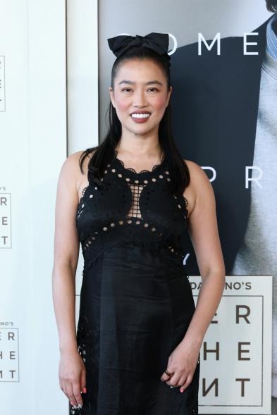 Tài tử Avengers bị tố sốc: Gửi ảnh khiêu dâm, đe dọa tính mạng phụ nữ- Ảnh 3. Tài tử Avengers bị tố sốc: Gửi ảnh khiêu dâm, đe dọa tính mạng phụ nữ- Ảnh 3.