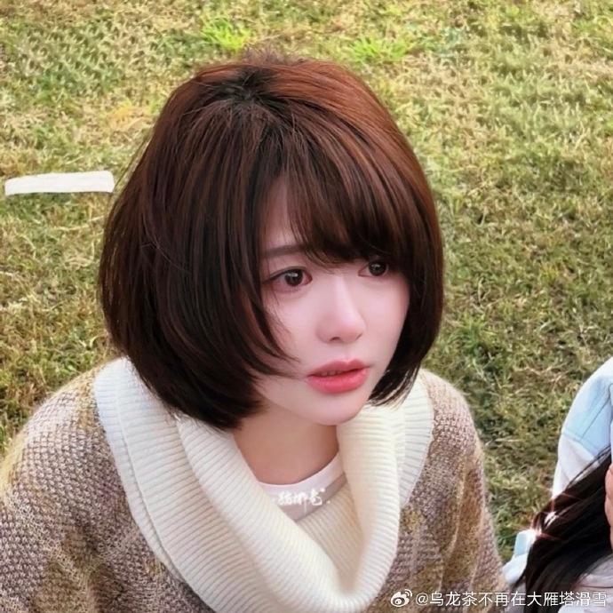 Mỹ nhân đang viral khắp Trung Quốc vì mắt to như "hột xoàn 50 carat"- Ảnh 2. Mỹ nhân đang viral khắp Trung Quốc vì mắt to như "hột xoàn 50 carat"- Ảnh 2.