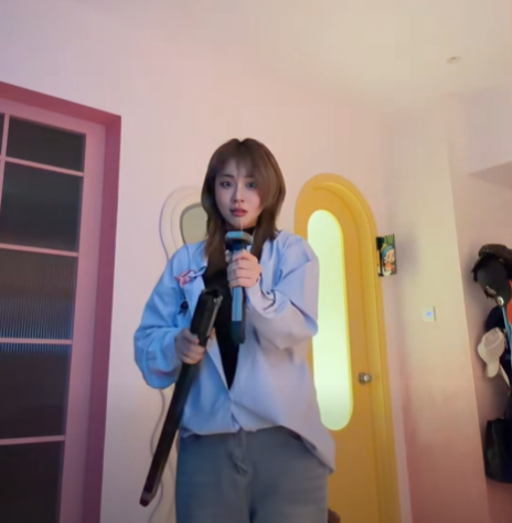 photo-1763347331569 photo-1763347331569