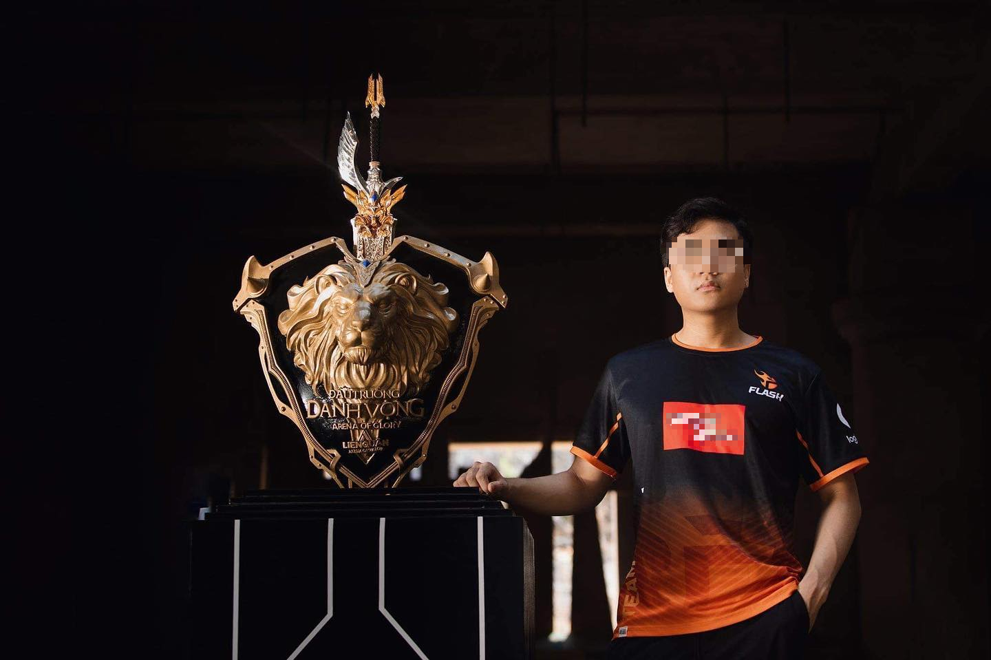 Tuyển thủ Liên Quân Tuyển thủ Liên Quân