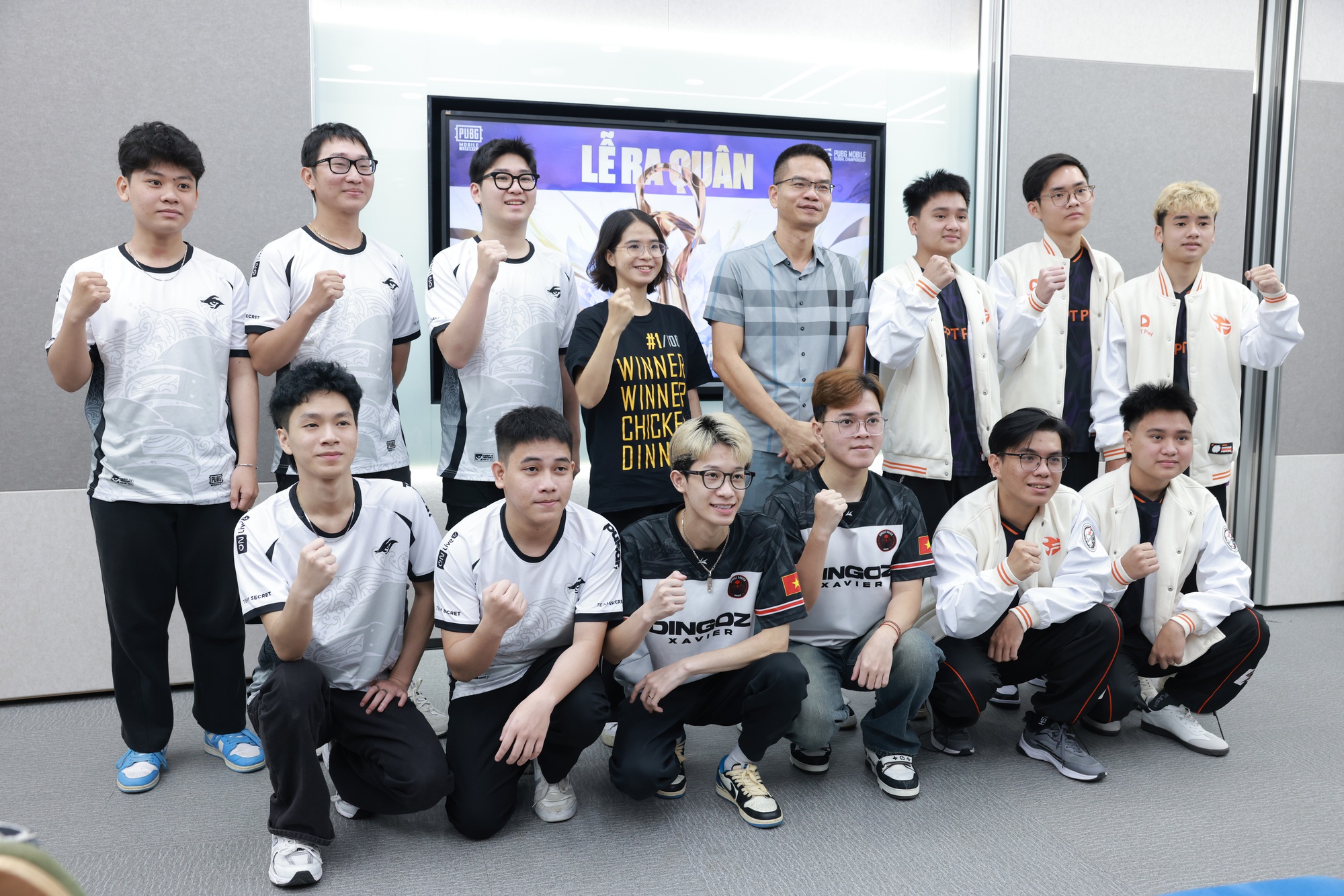 Các đội PUBG Mobile Việt Nam xuất quân PMGC 2025- Ảnh 1. Các đội PUBG Mobile Việt Nam xuất quân PMGC 2025- Ảnh 1.