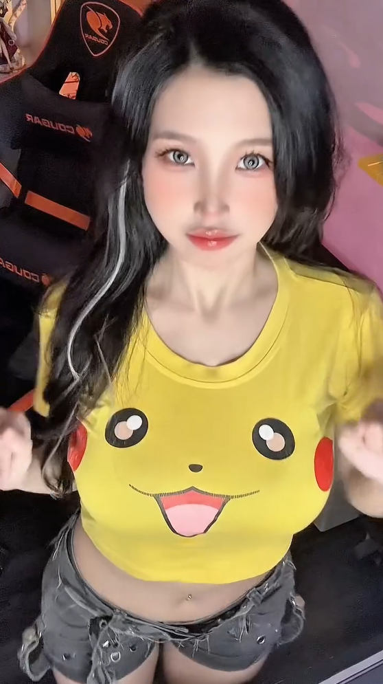 photo-1763482677572 photo-1763482677572