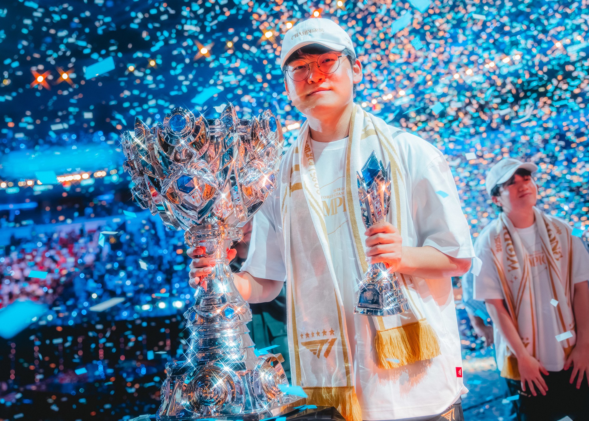 Yếu tố then chốt giúp HLE thăng hoa nếu có Gumayusi Yếu tố then chốt giúp HLE thăng hoa nếu có Gumayusi