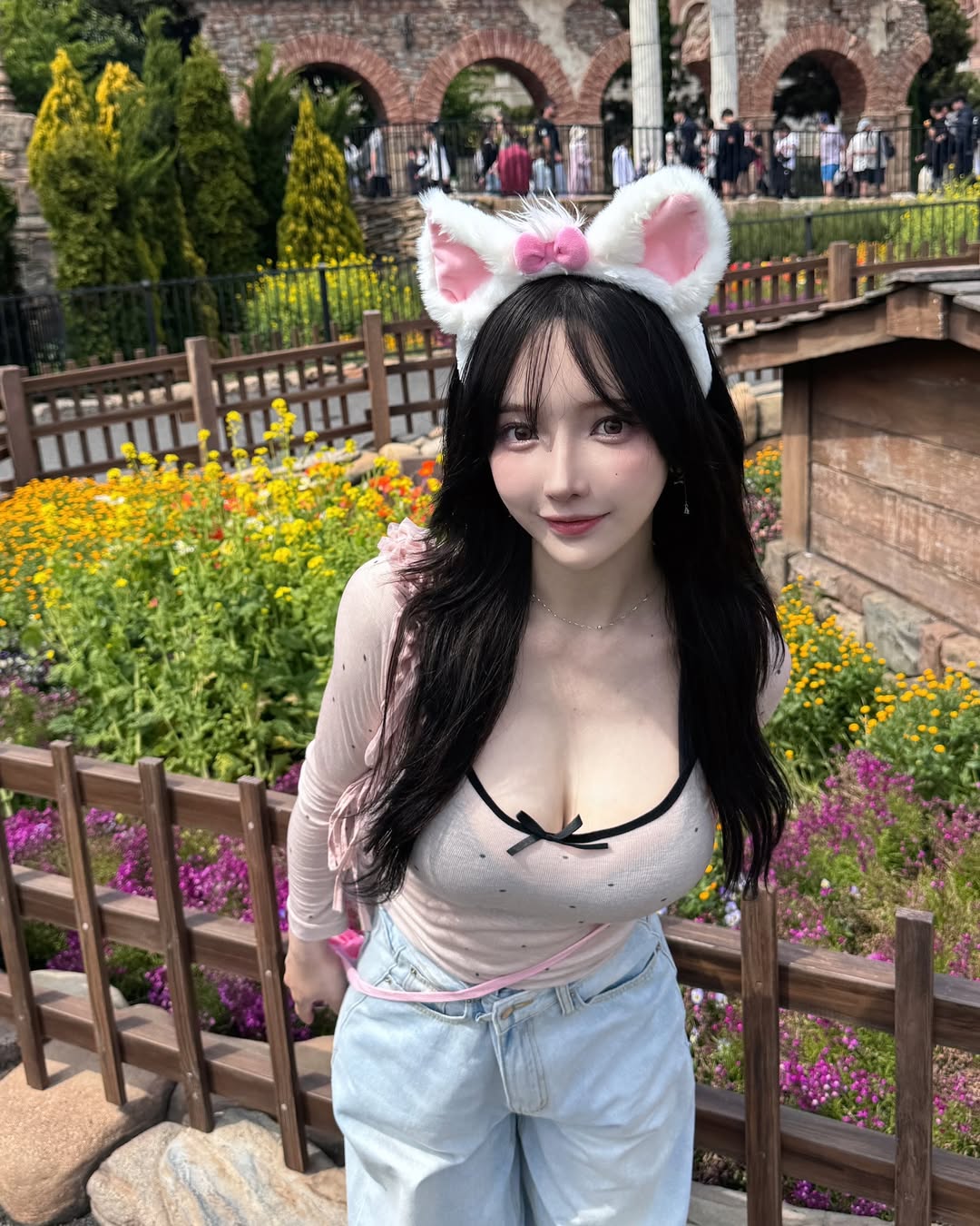 Hot girl Nhật Bản khiến fan u mê vì nhan sắc chuẩn waifu nhưng thân hình lại như siêu mẫu- Ảnh 3. Hot girl Nhật Bản khiến fan u mê vì nhan sắc chuẩn waifu nhưng thân hình lại như siêu mẫu- Ảnh 3.