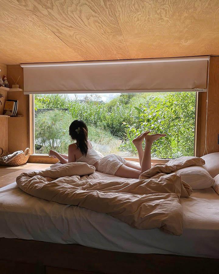 Vào vai “lọ lem”, cô nàng khiến fan “đứng hình” trước nhan sắc cực phẩm- Ảnh 15. Vào vai “lọ lem”, cô nàng khiến fan “đứng hình” trước nhan sắc cực phẩm- Ảnh 15.