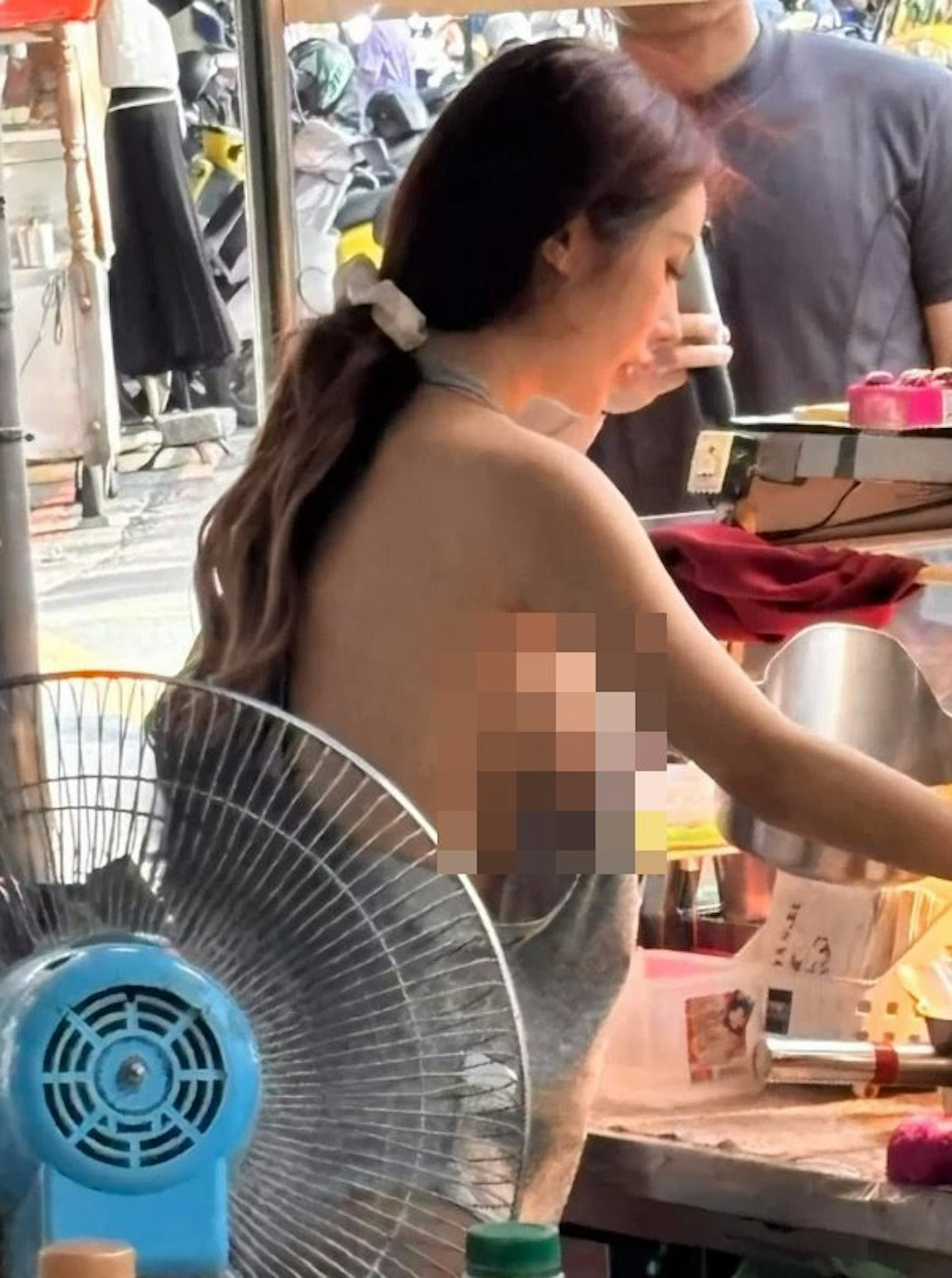 photo-1762489871091 photo-1762489871091