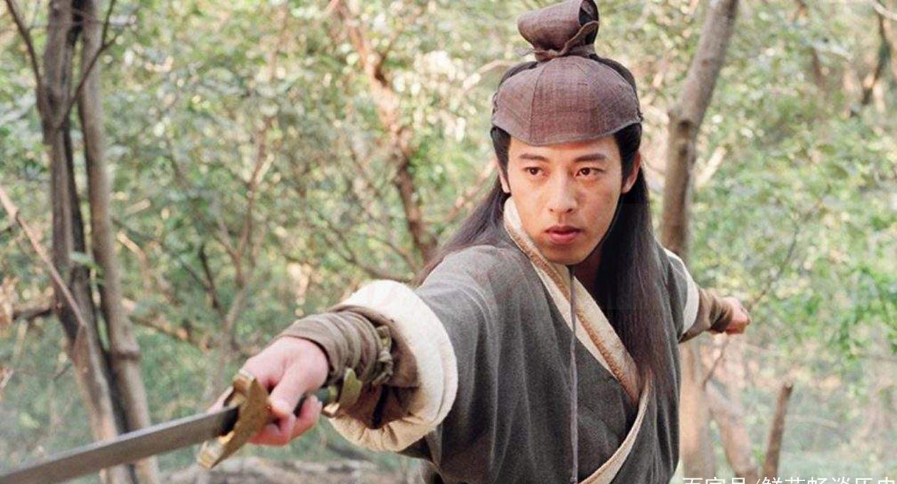 Cùng là cao thủ mang danh "bất bại", Độc Cô Cầu Bại giao đấu Đông Phương Bất Bại sẽ có kết quả bất ngờ- Ảnh 3.